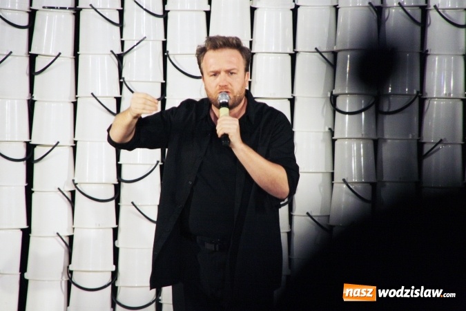 Zdjęcie w galerii na portalu naszwodzislaw.com: Arciuch, Kasprzykowski i Opania na walentynki w WCK wiadomości z regionu