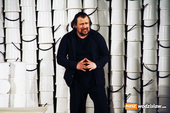 Zdjęcie w galerii na portalu naszwodzislaw.com: Arciuch, Kasprzykowski i Opania na walentynki w WCK wiadomości z regionu