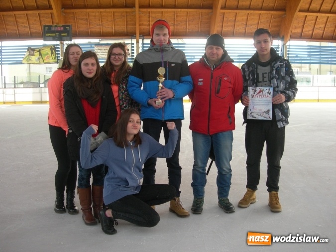 Zdjęcie w galerii na portalu naszwodzislaw.com: Chłopcy z G3 Wicemistrzami Powiatu w łyżwiarstwie szybkim  wiadomości z regionu