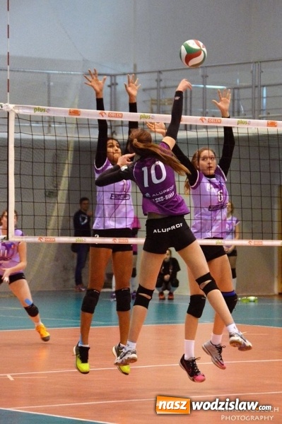 Zdjęcie w galerii na portalu naszwodzislaw.com: Siatkarki Zorzy Mistrzyniami Śląska w kategorii kadetek wiadomości z regionu