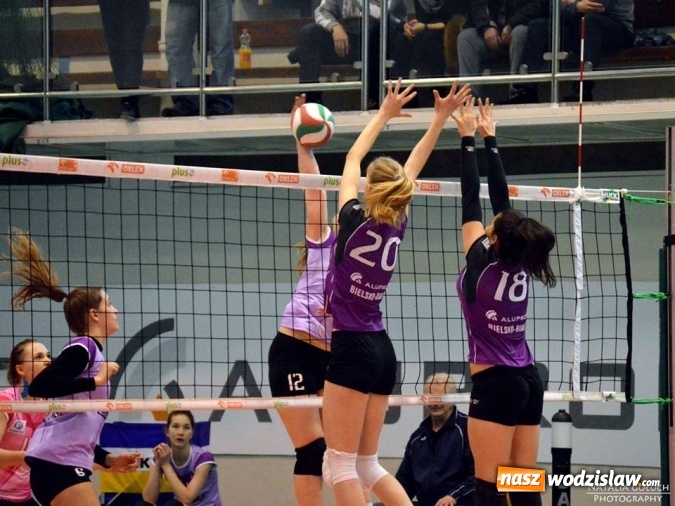 Zdjęcie w galerii na portalu naszwodzislaw.com: Siatkarki Zorzy Mistrzyniami Śląska w kategorii kadetek wiadomości z regionu