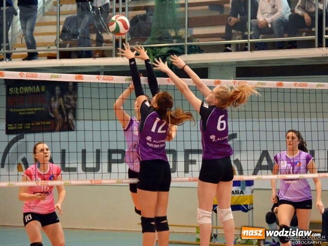 Zdjęcie w galerii na portalu naszwodzislaw.com: Siatkarki Zorzy Mistrzyniami Śląska w kategorii kadetek wiadomości z regionu