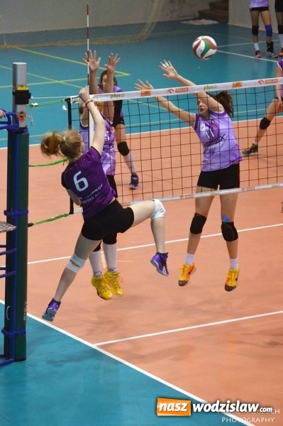 Zdjęcie w galerii na portalu naszwodzislaw.com: Siatkarki Zorzy Mistrzyniami Śląska w kategorii kadetek wiadomości z regionu