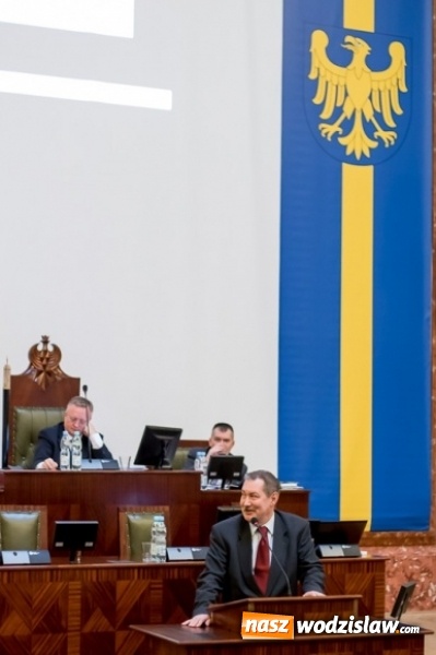 Zdjęcie w galerii na portalu naszwodzislaw.com: Sejmik w Katowicach przeciwko podziałowi województwa śląskiego wiadomości z regionu