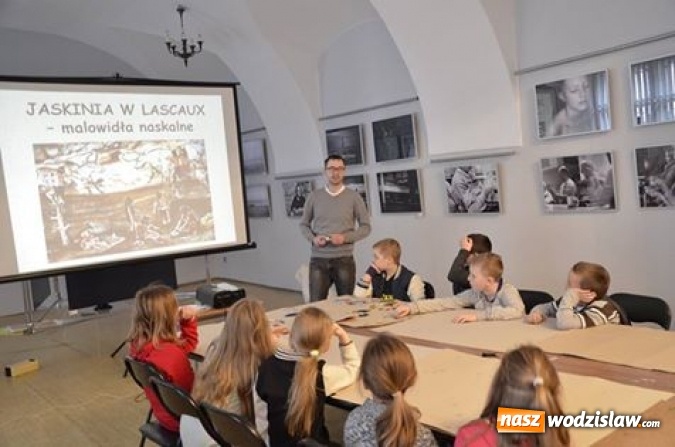 Zdjęcie w galerii na portalu naszwodzislaw.com: Poznawali tajemnice jaskini w Lascaux wiadomości z regionu