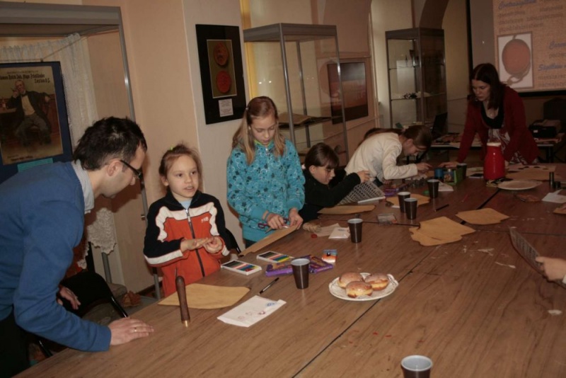 Zdjęcie w galerii na portalu naszwodzislaw.com: O pieczęciach, czarownicy i franciszkanach wiadomości z regionu