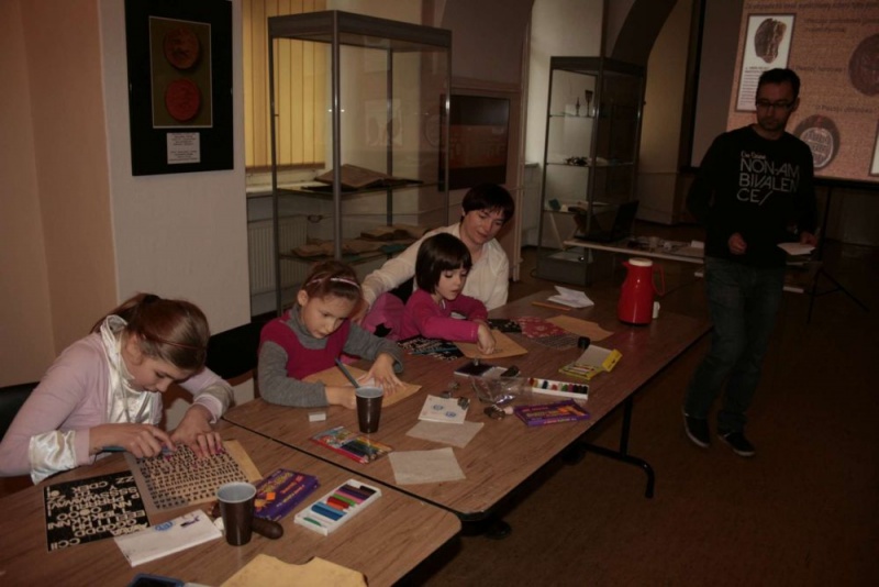 Zdjęcie w galerii na portalu naszwodzislaw.com: O pieczęciach, czarownicy i franciszkanach wiadomości z regionu