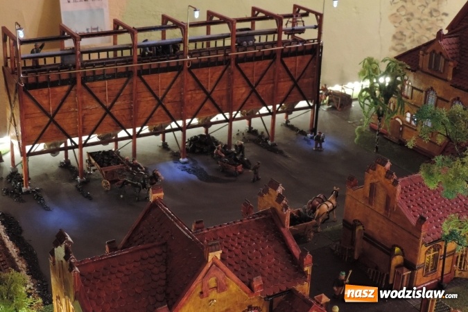 Zdjęcie w galerii na portalu naszwodzislaw.com: Radlinianin stworzył makietę kopalni Emma sprzed stu lat wiadomości z regionu