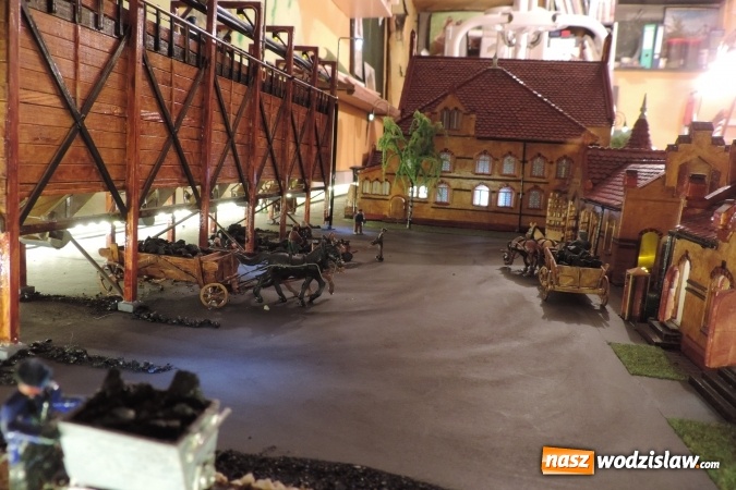 Zdjęcie w galerii na portalu naszwodzislaw.com: Radlinianin stworzył makietę kopalni Emma sprzed stu lat wiadomości z regionu