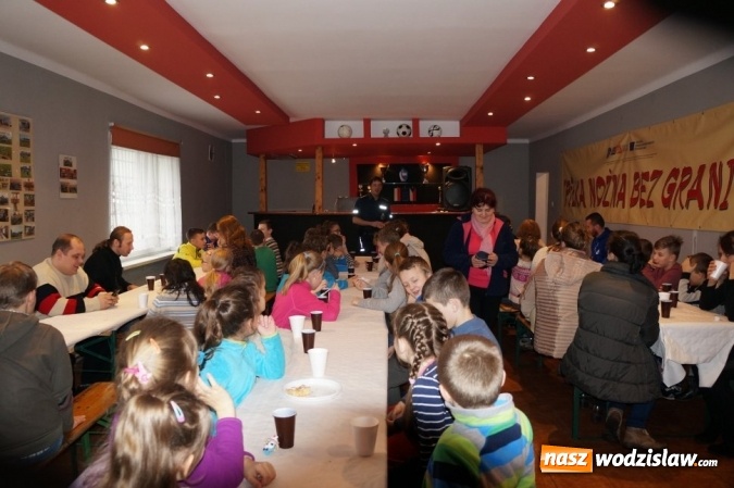 Zdjęcie w galerii na portalu naszwodzislaw.com: Bezpieczne ferie. Policjanci radzą i ostrzegają  wiadomości z regionu