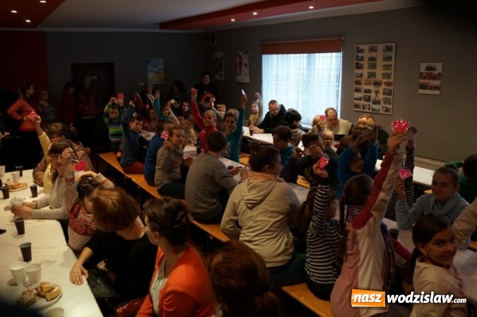 Zdjęcie w galerii na portalu naszwodzislaw.com: Bezpieczne ferie. Policjanci radzą i ostrzegają  wiadomości z regionu