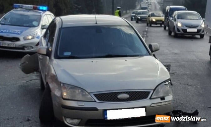 Zdjęcie w galerii na portalu naszwodzislaw.com: Cztery pojazdy zderzyły się na Pszowskiej  wiadomości z regionu