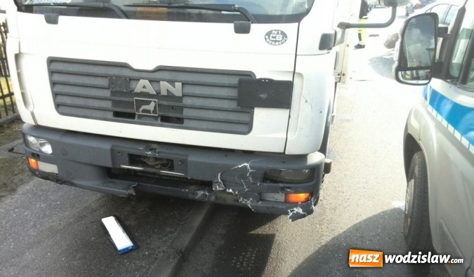 Zdjęcie w galerii na portalu naszwodzislaw.com: Cztery pojazdy zderzyły się na Pszowskiej  wiadomości z regionu