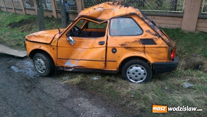 Zdjęcie w galerii na portalu naszwodzislaw.com: Dachowanie osob&oacute;wki na Kominka wiadomości z regionu