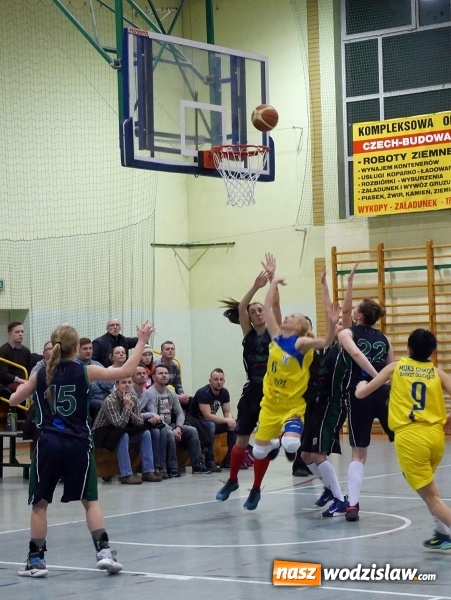 Zdjęcie w galerii na portalu naszwodzislaw.com: Olimpia mimo porażki zakończyła sezon na pozycji lidera  wiadomości z regionu