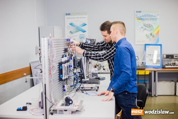 Zdjęcie w galerii na portalu naszwodzislaw.com: Mnóstwo atrakcji i fun – Dzień Otwarty w PWSZ w Raciborzu wiadomości z regionu