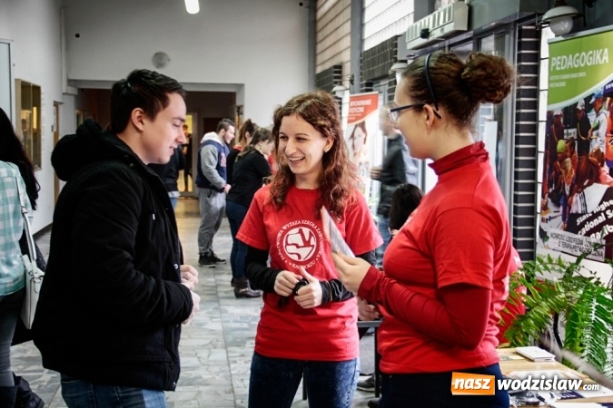 Zdjęcie w galerii na portalu naszwodzislaw.com: Mnóstwo atrakcji i fun – Dzień Otwarty w PWSZ w Raciborzu wiadomości z regionu