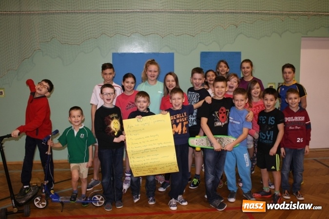 Zdjęcie w galerii na portalu naszwodzislaw.com: Sportowe nawyki z odrobiną profilaktyki, czyli ferie zimowe w SP nr 21  wiadomości z regionu
