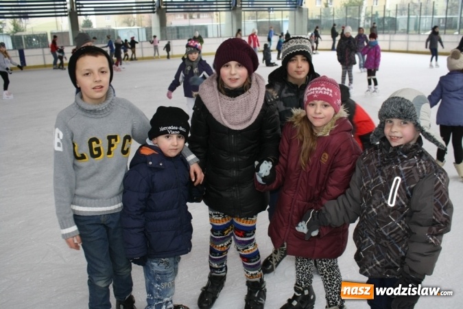 Zdjęcie w galerii na portalu naszwodzislaw.com: Sportowe nawyki z odrobiną profilaktyki, czyli ferie zimowe w SP nr 21  wiadomości z regionu