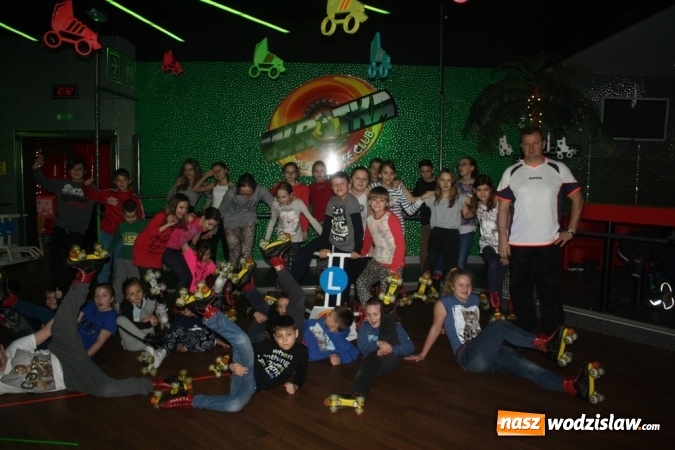 Zdjęcie w galerii na portalu naszwodzislaw.com: Sportowe nawyki z odrobiną profilaktyki, czyli ferie zimowe w SP nr 21  wiadomości z regionu