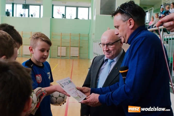 Zdjęcie w galerii na portalu naszwodzislaw.com: MKP Odra Centrum zwycięzcą Halowej Ligi Orlików wiadomości z regionu