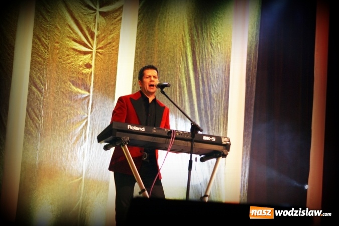 Zdjęcie w galerii na portalu naszwodzislaw.com: Zesp&oacute;ł Akcent zagrał w Pszowie wiadomości z regionu