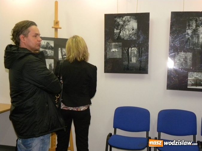 Zdjęcie w galerii na portalu naszwodzislaw.com: Wernisaż wystawy 