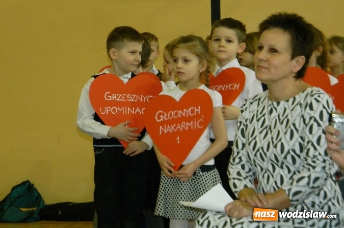 Zdjęcie w galerii na portalu naszwodzislaw.com: Społeczność SP w Mszanie obchodziła dziś święto swojego patrona. Wręczono 