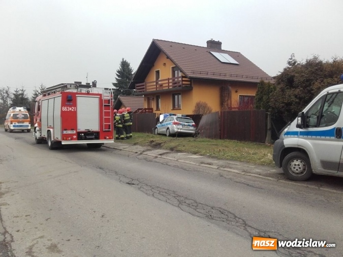 Zdjęcie w galerii na portalu naszwodzislaw.com: Rydułtowy: Radiow&oacute;z uderzył w ogrodzenie wiadomości z regionu