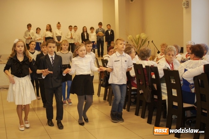 Zdjęcie w galerii na portalu naszwodzislaw.com: Spotkania gospodyń wiejskich w Mszanie i Połomi z okazji Dnia Kobiet wiadomości z regionu