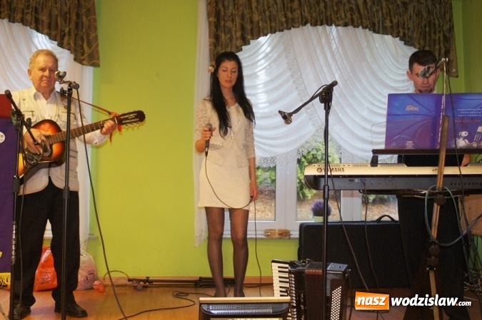 Zdjęcie w galerii na portalu naszwodzislaw.com: Spotkania gospodyń wiejskich w Mszanie i Połomi z okazji Dnia Kobiet wiadomości z regionu