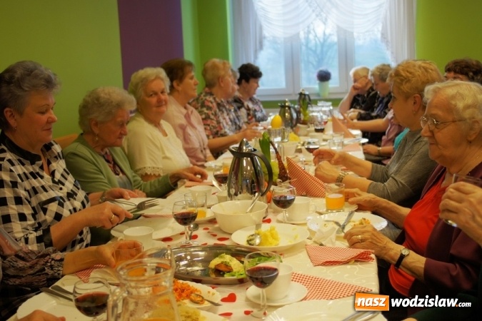 Zdjęcie w galerii na portalu naszwodzislaw.com: Spotkania gospodyń wiejskich w Mszanie i Połomi z okazji Dnia Kobiet wiadomości z regionu