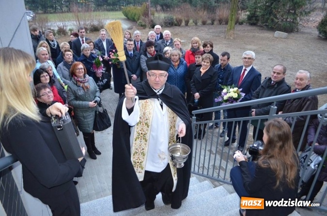 Zdjęcie w galerii na portalu naszwodzislaw.com: Uroczyste otwarcie Wiejskiego Domu Kultury w Gorzycach  wiadomości z regionu