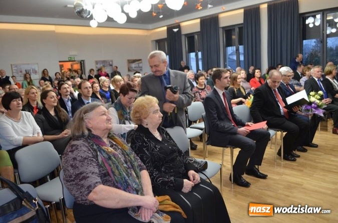 Zdjęcie w galerii na portalu naszwodzislaw.com: Uroczyste otwarcie Wiejskiego Domu Kultury w Gorzycach  wiadomości z regionu