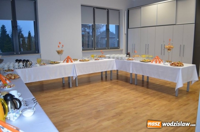 Zdjęcie w galerii na portalu naszwodzislaw.com: Uroczyste otwarcie Wiejskiego Domu Kultury w Gorzycach  wiadomości z regionu