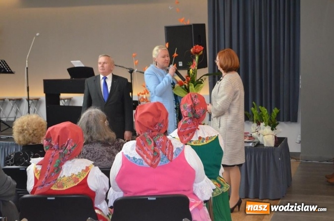 Zdjęcie w galerii na portalu naszwodzislaw.com: Uroczyste otwarcie Wiejskiego Domu Kultury w Gorzycach  wiadomości z regionu