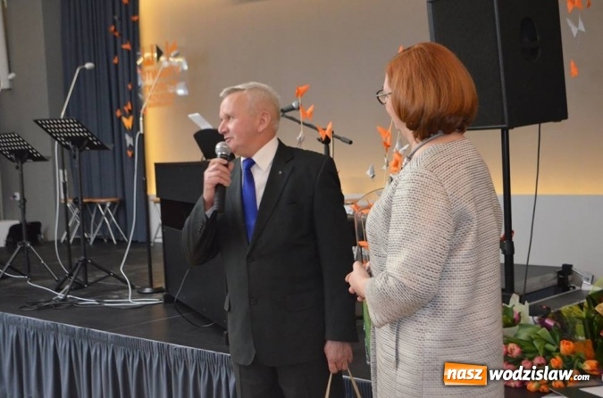 Zdjęcie w galerii na portalu naszwodzislaw.com: Uroczyste otwarcie Wiejskiego Domu Kultury w Gorzycach  wiadomości z regionu