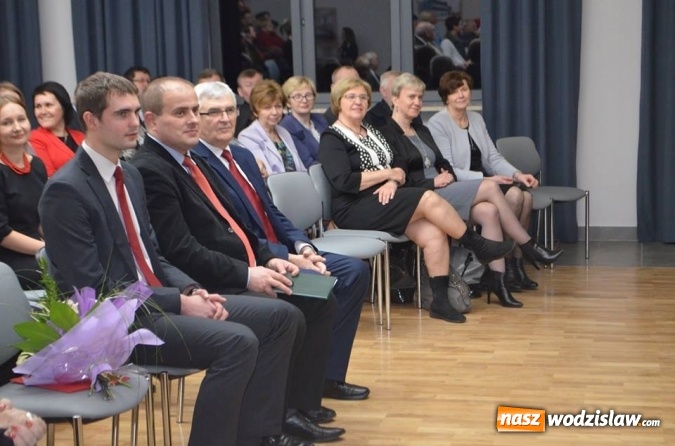 Zdjęcie w galerii na portalu naszwodzislaw.com: Uroczyste otwarcie Wiejskiego Domu Kultury w Gorzycach  wiadomości z regionu