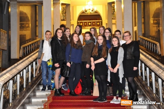 Zdjęcie w galerii na portalu naszwodzislaw.com: Gimnazjaliści z Zespołu Szkół nr 2 w Wodzisławiu Śl. finalistami Szkoły Dialogu wiadomości z regionu