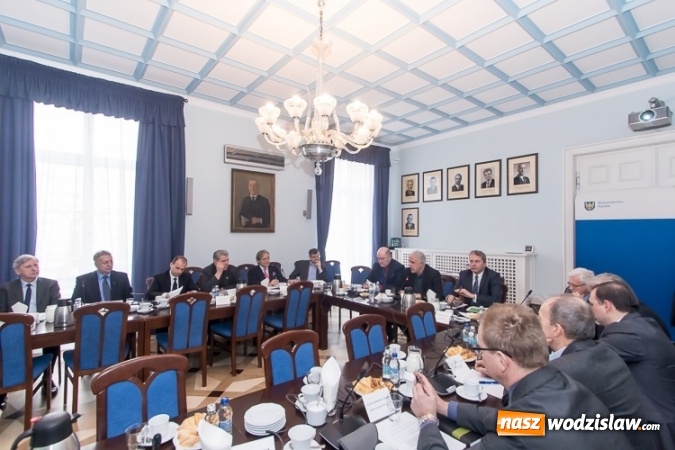 Zdjęcie w galerii na portalu naszwodzislaw.com: Ruszyły prace zespołu problemowego WRDS ds. opracowania nowego Kontraktu dla Śląska  wiadomości z regionu