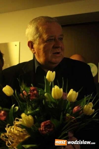 Zdjęcie w galerii na portalu naszwodzislaw.com: Filmowe spotkanie z Marianem Dziędzielem odbyło się w Rydułtowskim Centrum Kultury wiadomości z regionu