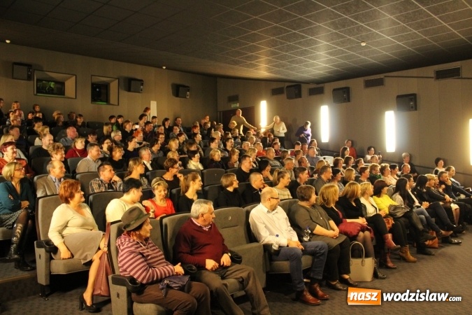 Zdjęcie w galerii na portalu naszwodzislaw.com: Filmowe spotkanie z Marianem Dziędzielem odbyło się w Rydułtowskim Centrum Kultury wiadomości z regionu