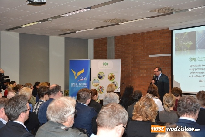 Zdjęcie w galerii na portalu naszwodzislaw.com: Fundusz dla samorządów – spotkanie konsultacyjne wiadomości z regionu