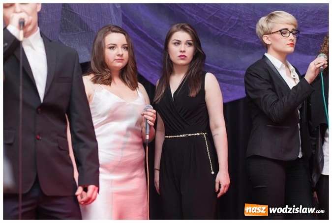 Zdjęcie w galerii na portalu naszwodzislaw.com: Koncert formacji Adult pt.: 