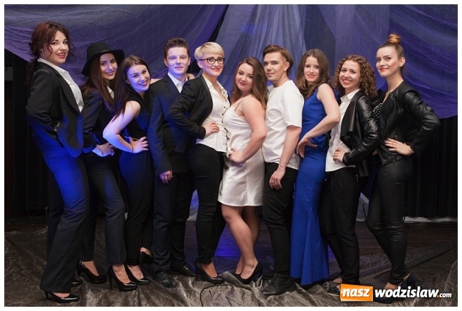 Zdjęcie w galerii na portalu naszwodzislaw.com: Koncert formacji Adult pt.: 