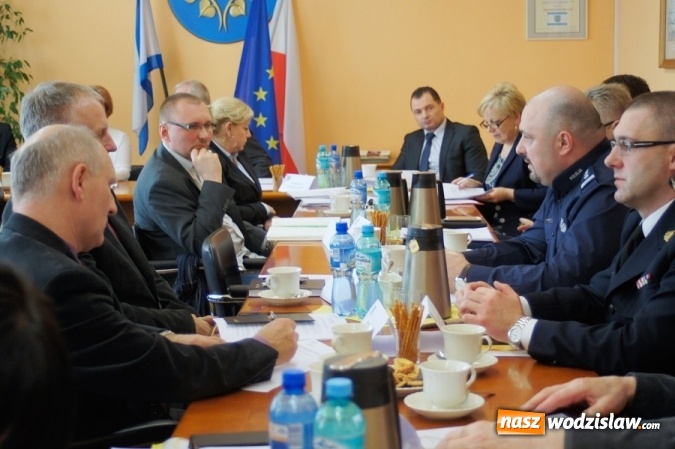 Zdjęcie w galerii na portalu naszwodzislaw.com: Bezpieczeństwo mieszkańców głównym tematem ostatniej sesji Rady Gminy Mszana wiadomości z regionu