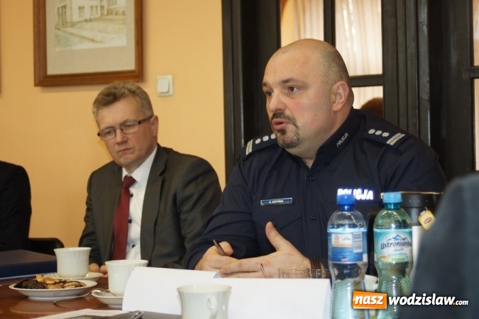 Zdjęcie w galerii na portalu naszwodzislaw.com: Bezpieczeństwo mieszkańców głównym tematem ostatniej sesji Rady Gminy Mszana wiadomości z regionu