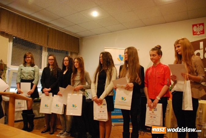 Zdjęcie w galerii na portalu naszwodzislaw.com: Młodzi poeci zaprezentowali swoją twórczość  wiadomości z regionu