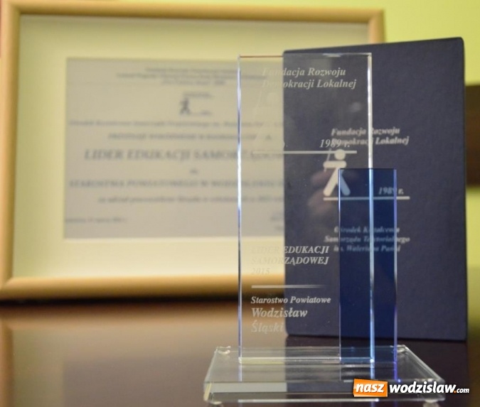 Zdjęcie w galerii na portalu naszwodzislaw.com: Starostwo Powiatowe w Wodzisławiu Śl. kolejny raz Liderem Edukacji Samorządowej  wiadomości z regionu