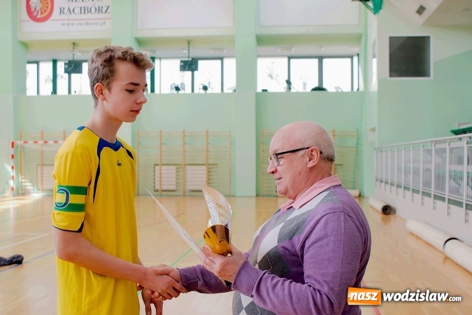 Zdjęcie w galerii na portalu naszwodzislaw.com: Gorzyce ostatnie, Kokoszyce tuż za podium wiadomości z regionu